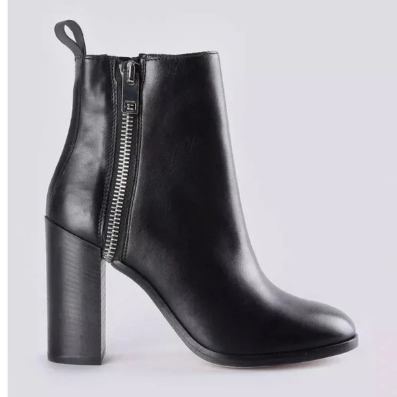 Diesel D-Zippher HA Ladies Diesel Just Above Ankle Boots - Picture 1 of 9